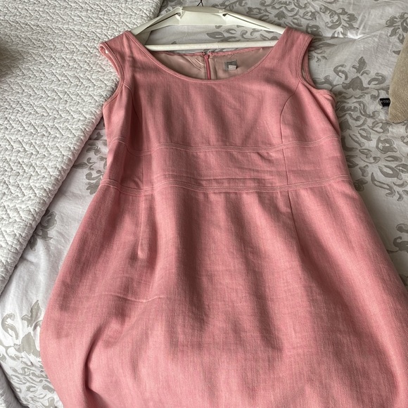 Ladies sharp Tristan 2 piece suit dress. - Picture 3 of 6